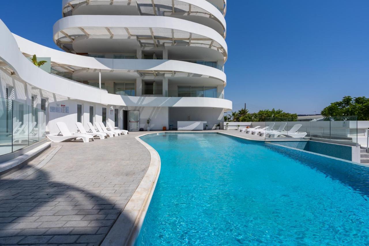Oyster 1-Br Apt In Ларнака Экстерьер фото